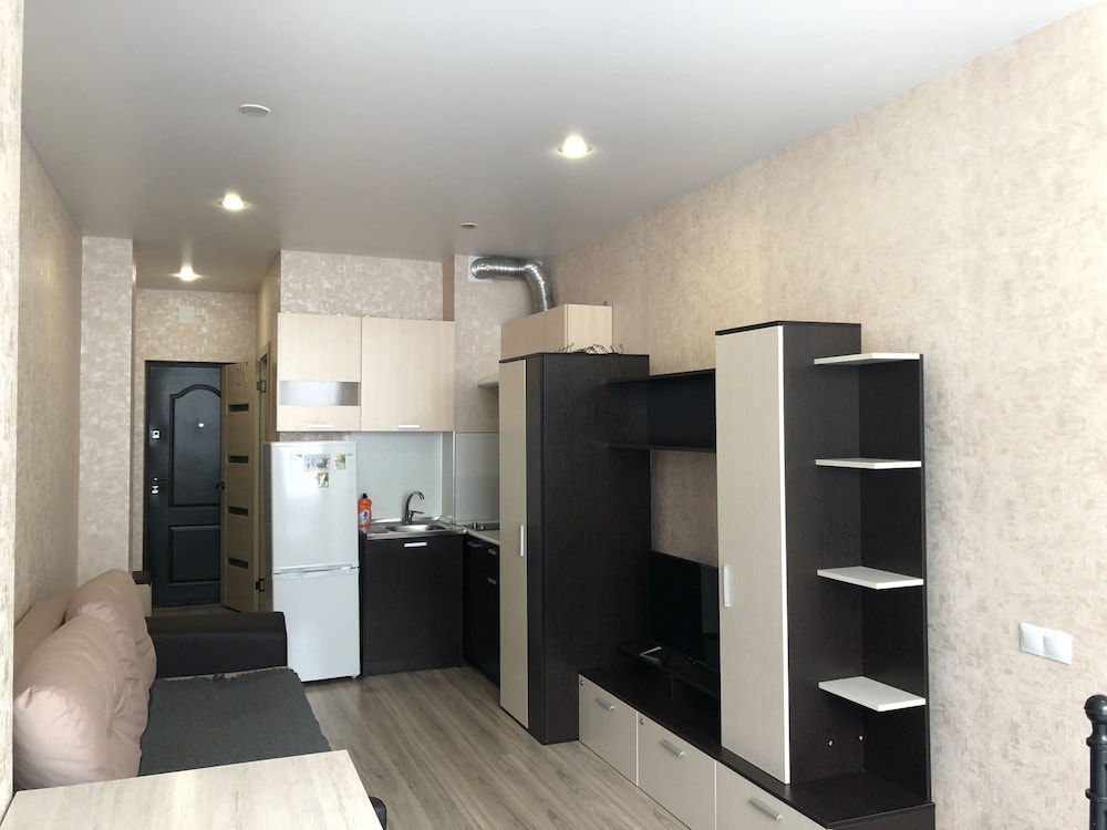 Apartment on Lysaya Gora 36-2a Green Area 4 view 2