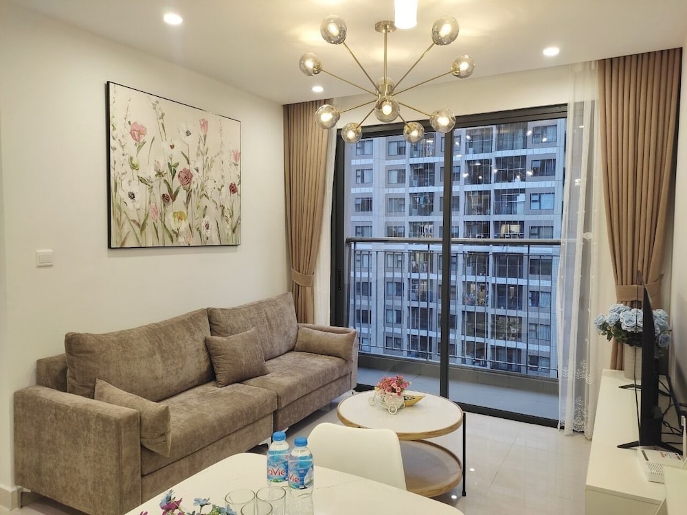 Bom Homes- Vinhomes Ocean Park
