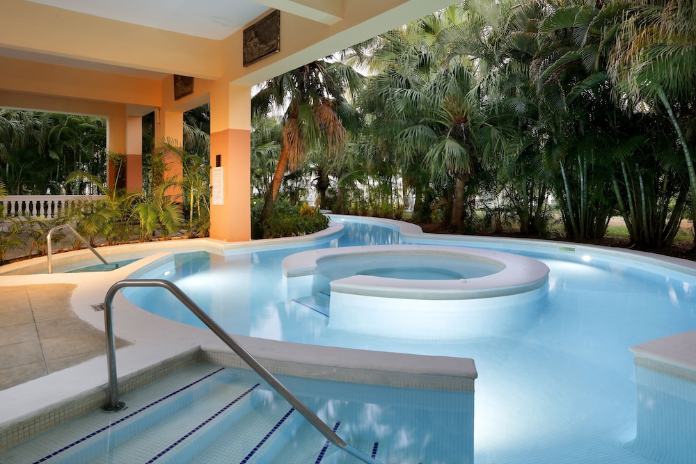 Grand Palladium Jamaica Resort  Spa All Inclusive - Property Image 95