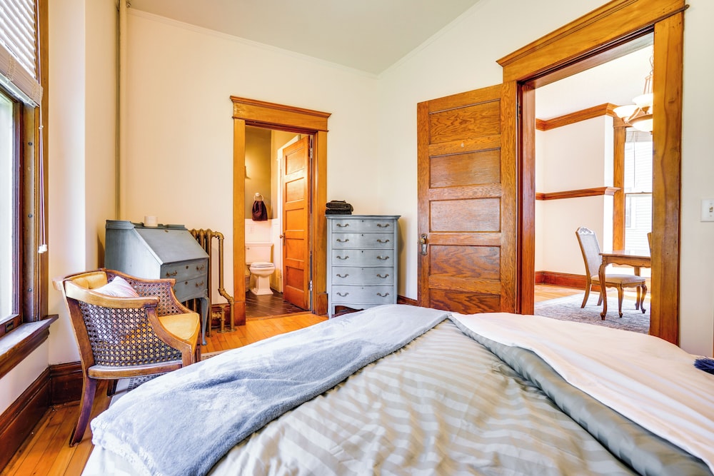 Historic Cathedral Hill Home w/ Shared Backyard!