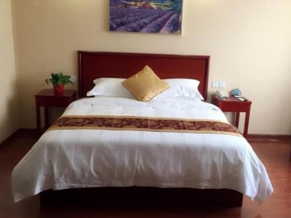 GreenTree Inn Xuzhou Feng County East Jiefang Road Hotel