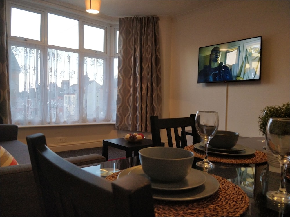 Ashburnham Apartment