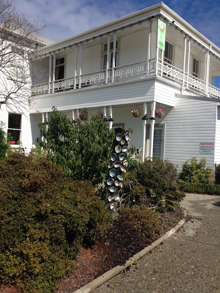 TripInn Modern Motels & Affordable Accommodation