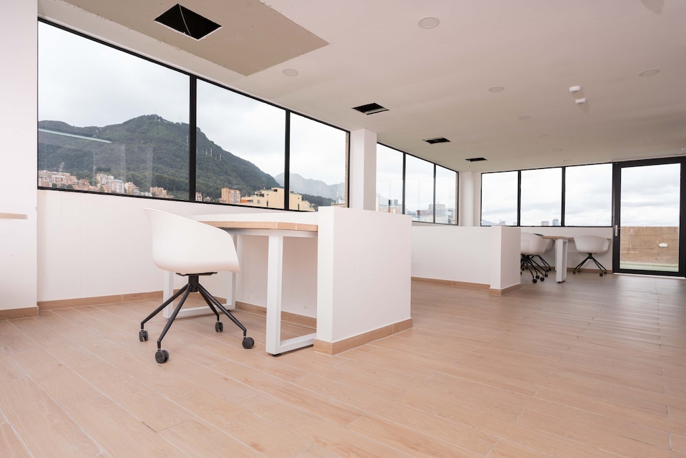 meeting & event spaces