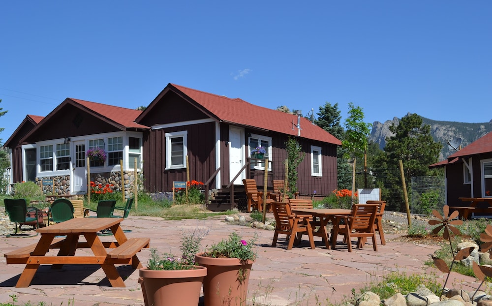 River Rock Cottages