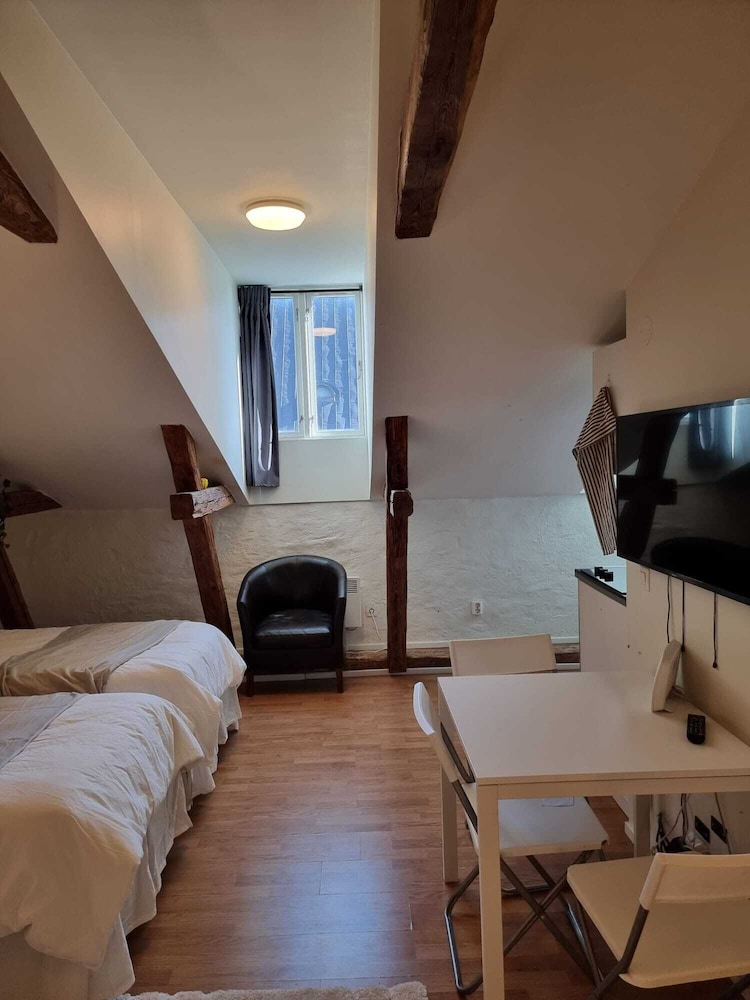 Stockholm City Chic-1-bedroom Loft for 3 view 4