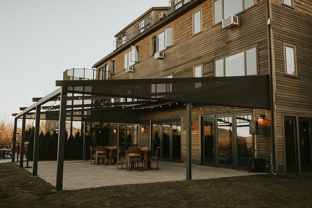The Mountain Top Inn & Resort