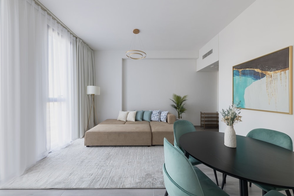 Fresh And Quiet 1BR at Noor 4 Tower