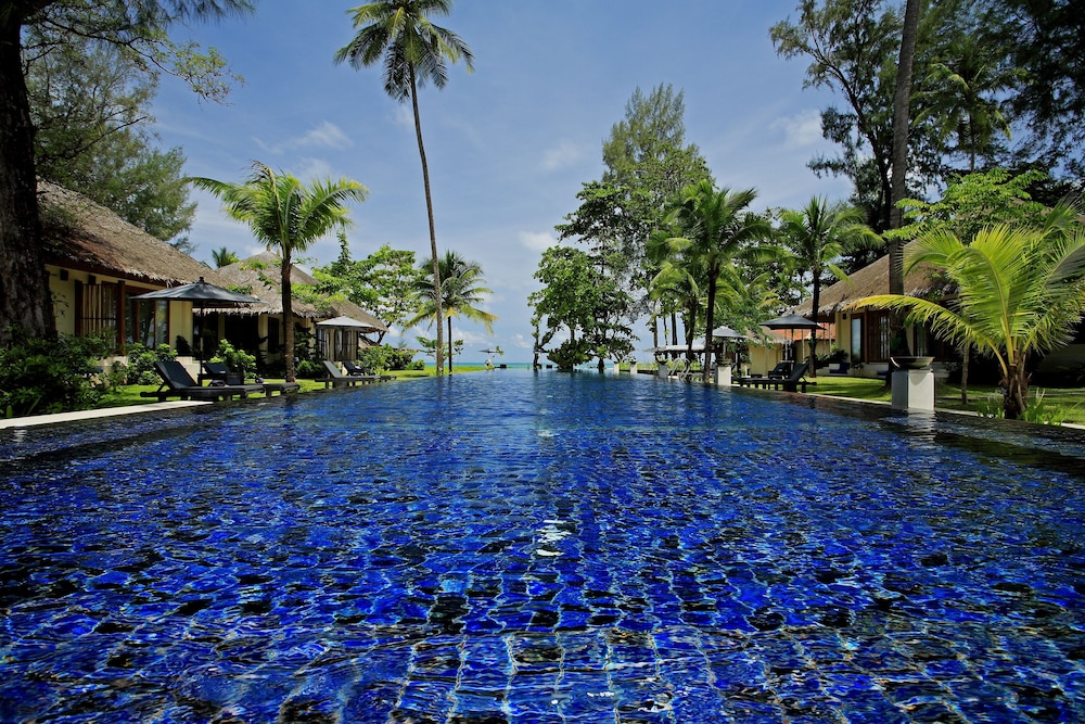 Bangsak Village - Adults Only