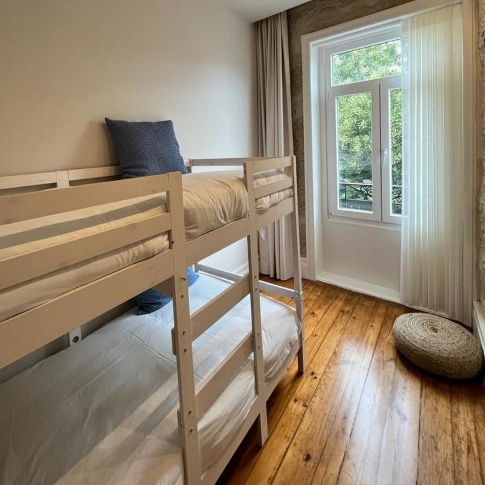 Nomad s Family - 3bdr Flat in a Quiet Street view 4