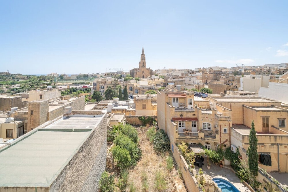 Ghajnsielem Retreat 4 Bedrooms Panoramic Terrace