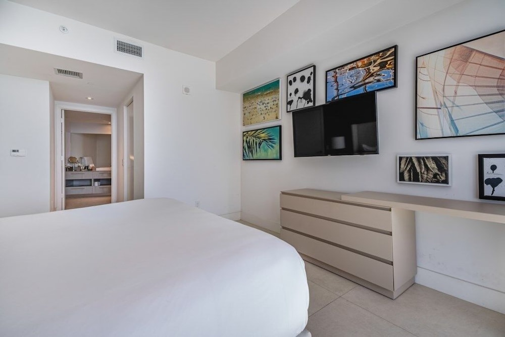 Private 2br Ocean View At Hyde Beach Resort 2 Bedroom Condo