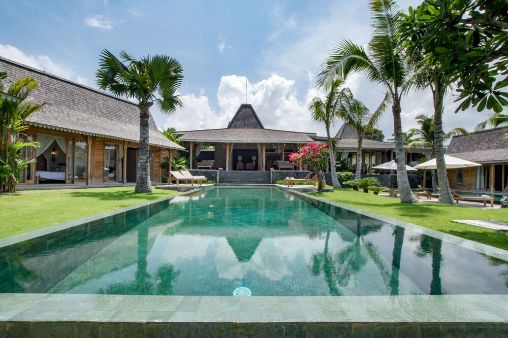 Villa for Rent in Bali 2008 view 2