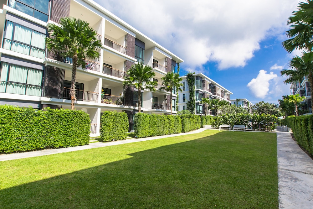 The Title Boutique Condotel
