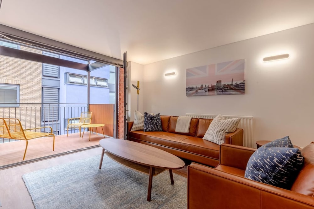 Modern And Spacious 2 Bedroom in Central London