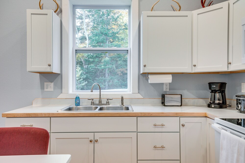 Close to Bill Nicholls Trail: Renovated Church view 4