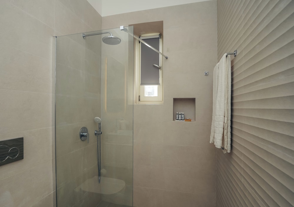 Rabagas Suites