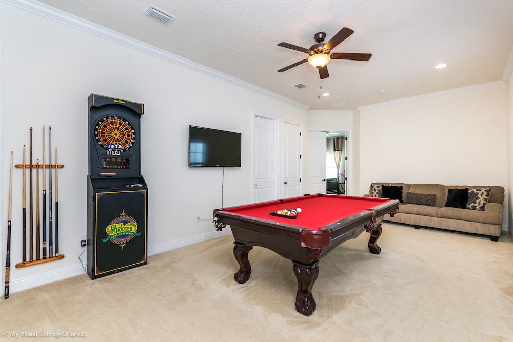 Elegant 5 BD, 5 BH Villa view 2