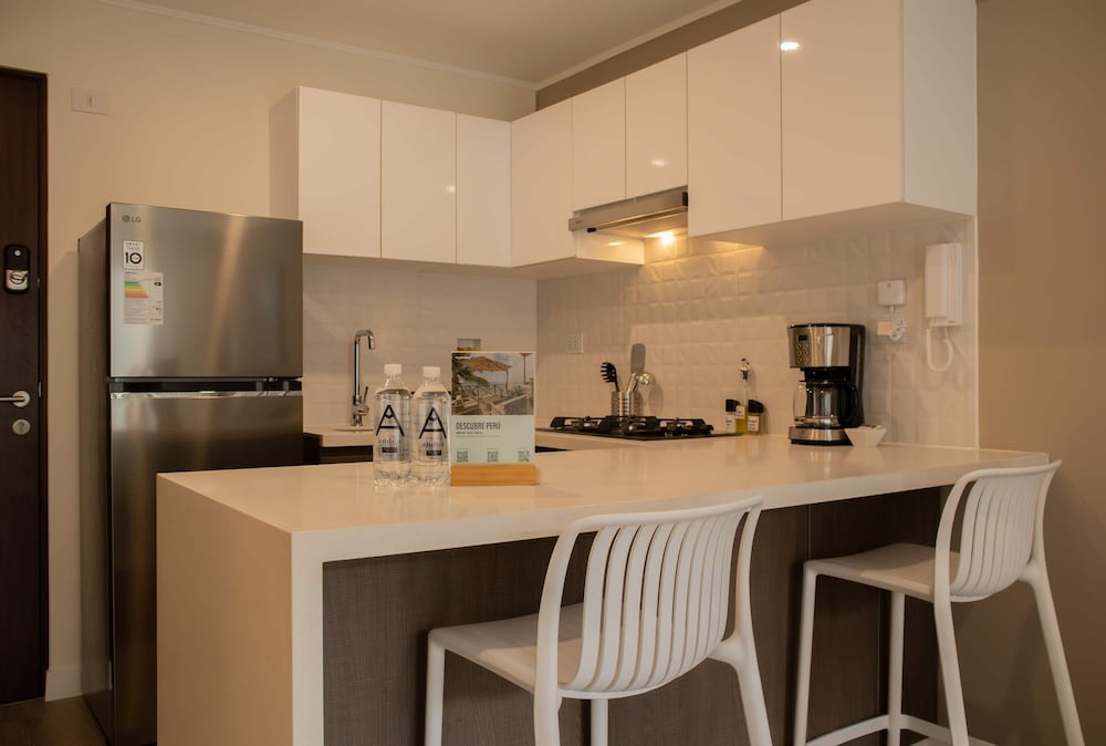w Stylish 1BR Apartment w Pool in Barranco