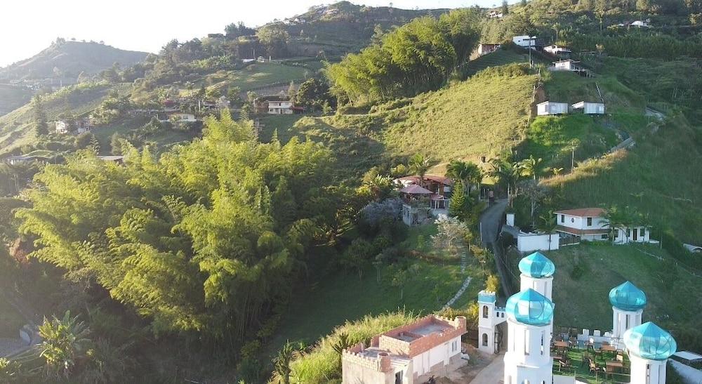 Hotel y Termales Castillo del Lago