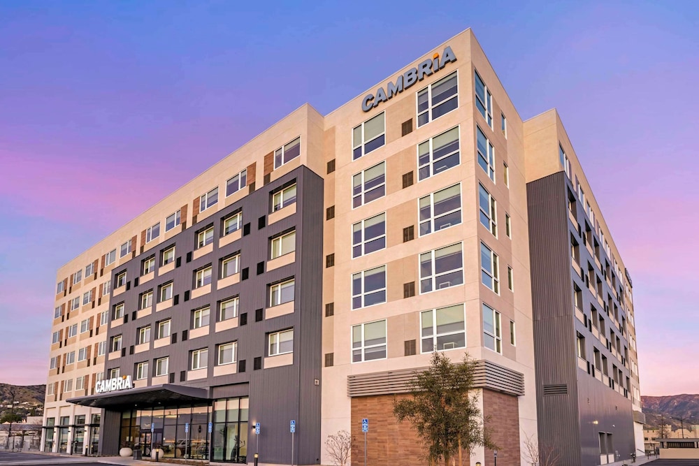 Burbank Vacations - Cambria Hotel Burbank Airport - Property Image 31