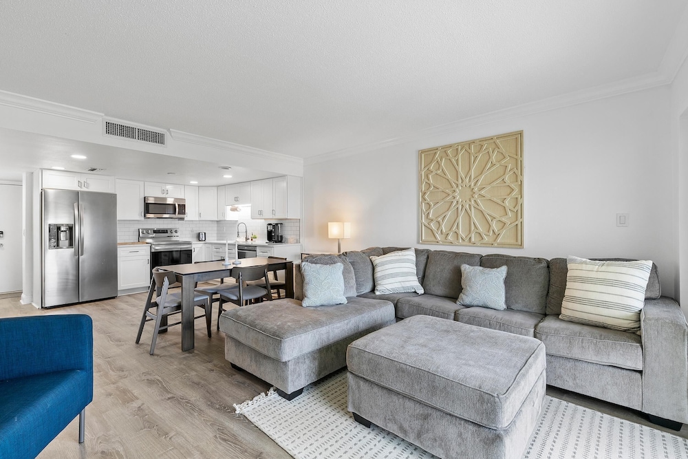 Surfside 219