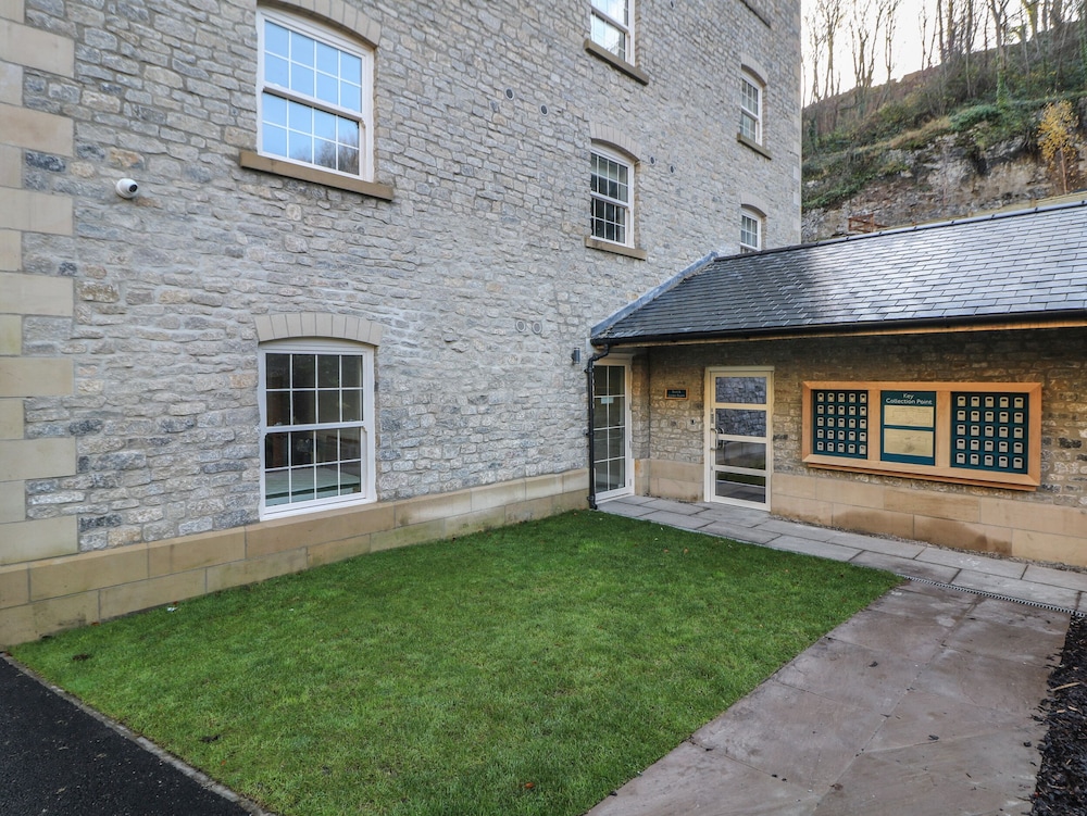 48 Rock Mill