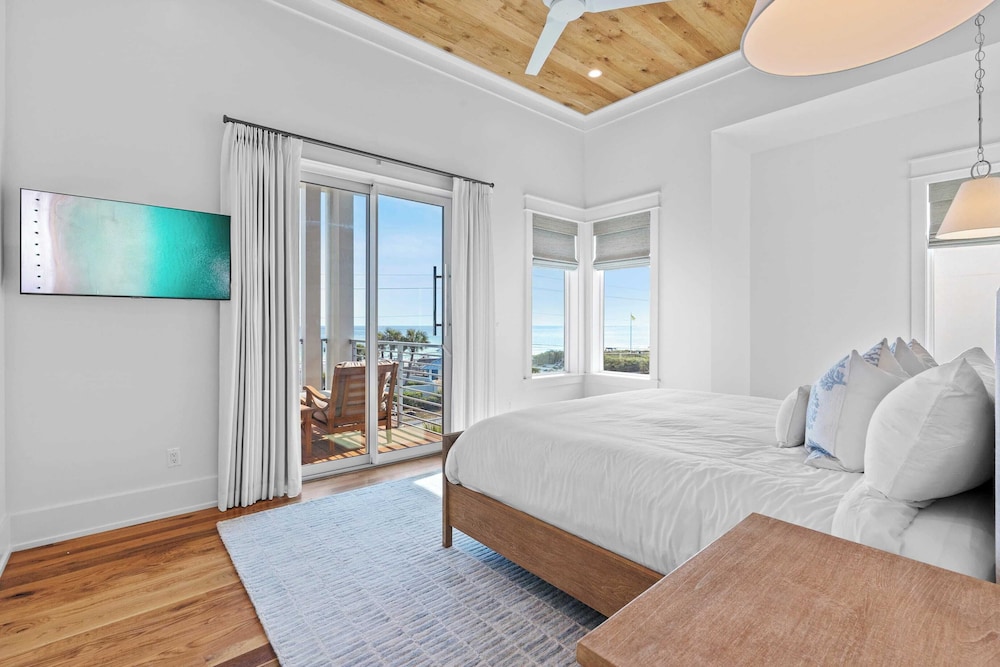 30A Beach Getaway by Avantstay Gulf Views + Pool Golf Cart + Bonfires