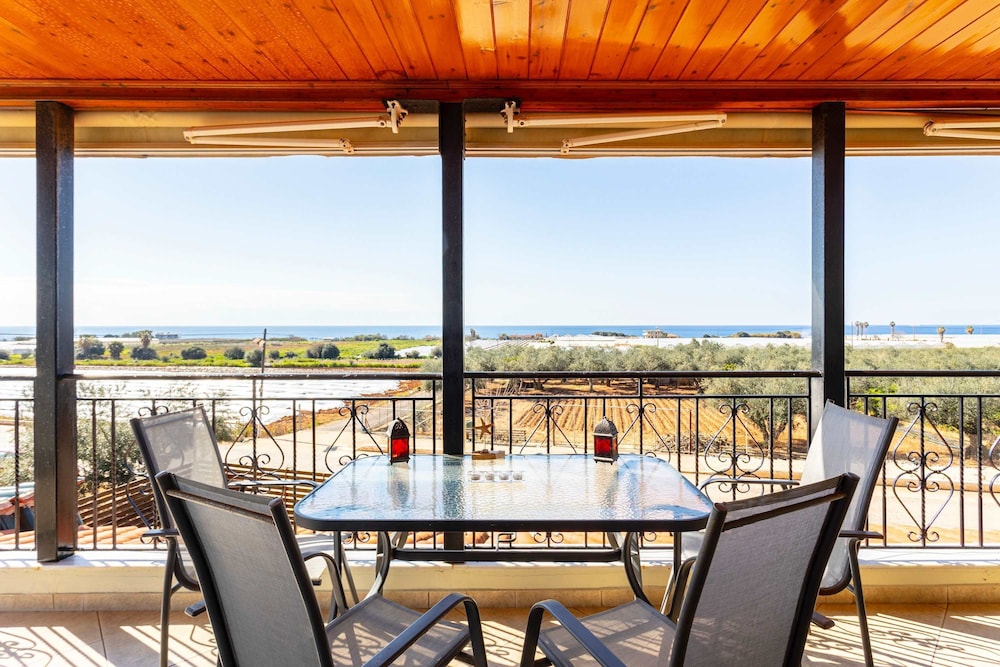 Filiatra Prive Escape - Seaview Nature Serenity