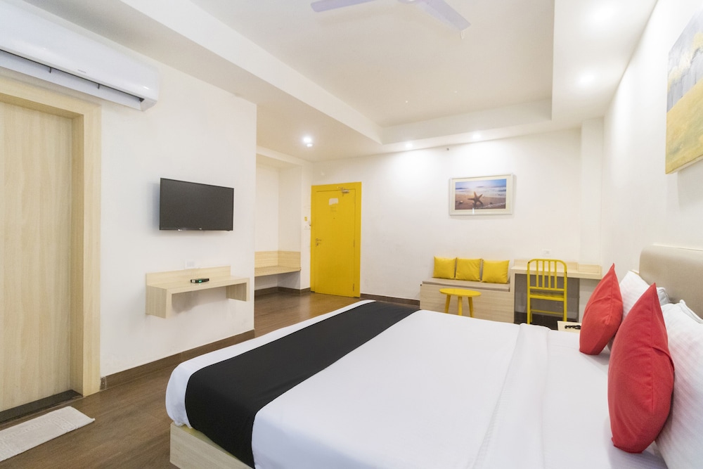 OYO 16340 Yellow Hotels