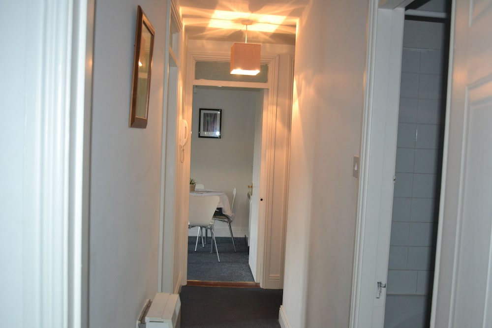Jervis Place Apartment