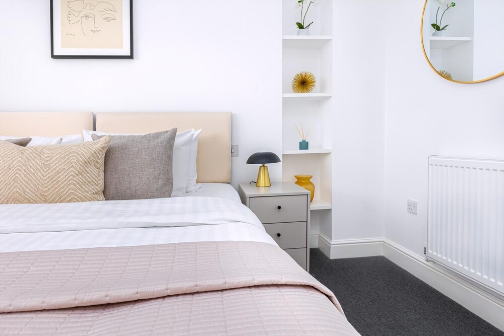 Stylish Three-bed Flat in Marylebone