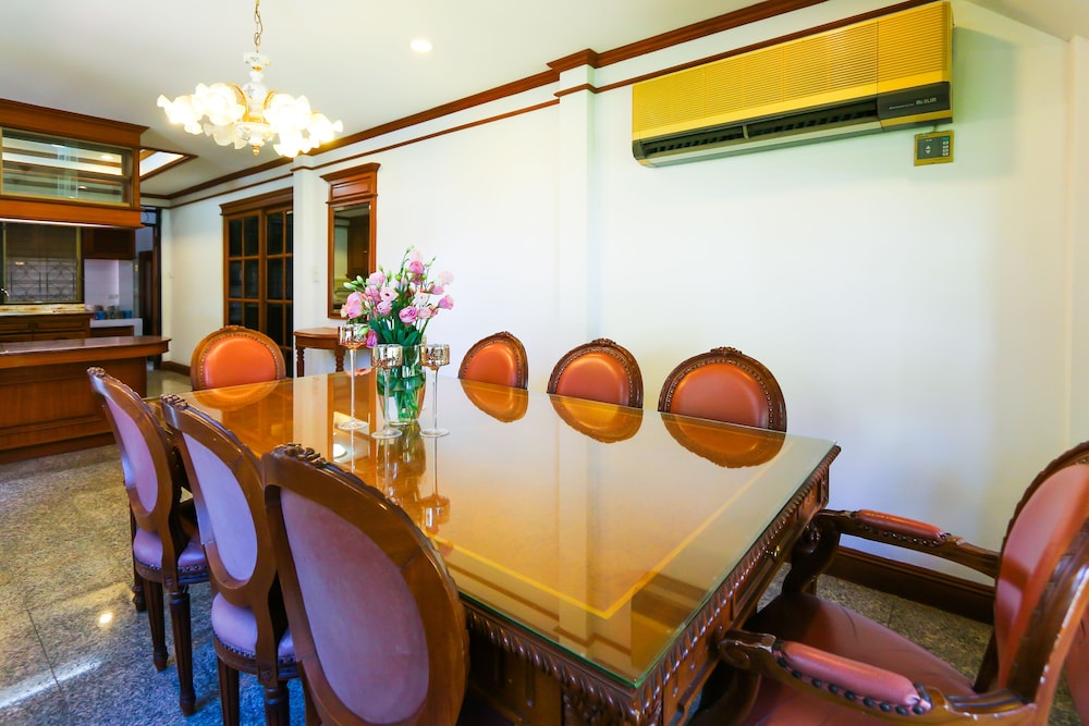 Villa de Nimman