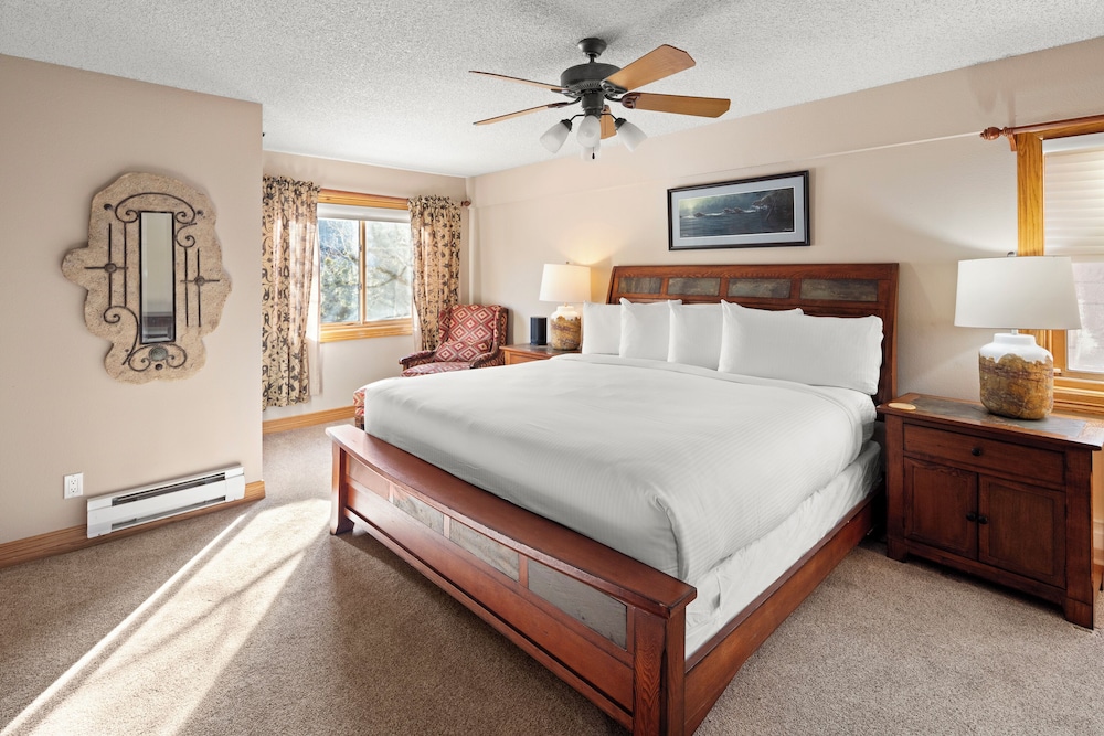 Cinnamon Ridge 1-141