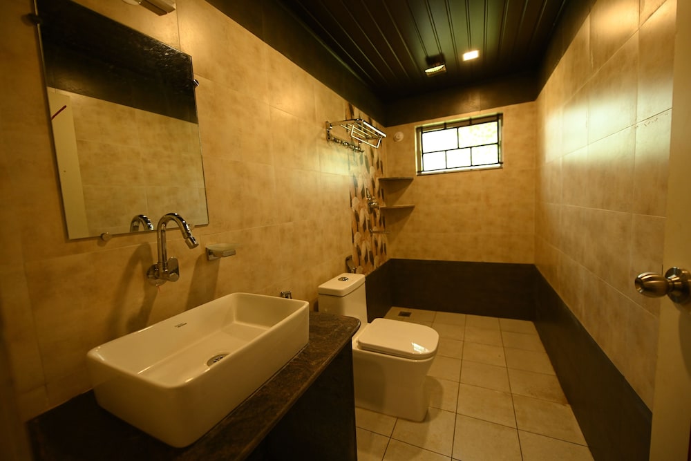 IBBANI JUNGLE RESORT