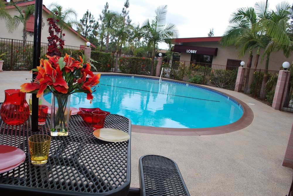 Orange County/Anaheim Vacations - Budget Inn Anaheim - Property Image 11