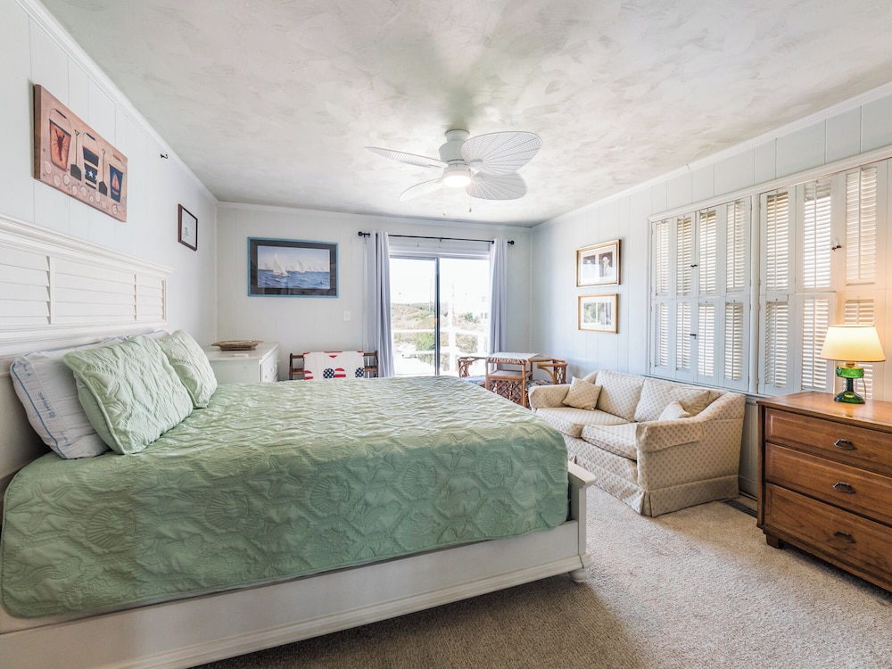 S.O.B. (Sweet Ol' Bill) by Topsail Realty