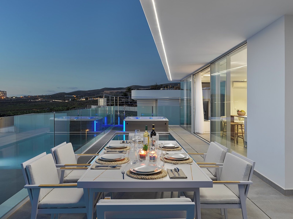 Villa Deluxe 2 - Casangular by Upper