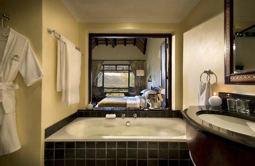 Bakubung Self-Catering Chalets