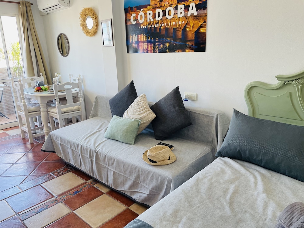 Estudio Cordoba Jimena by At Home Costa del Sol