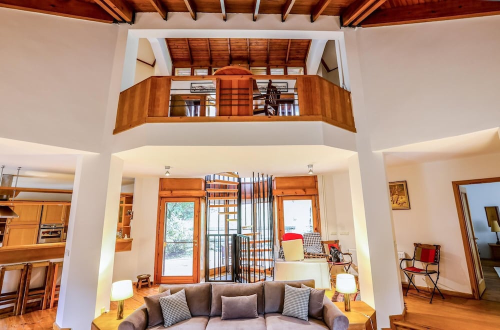 Spacious Private Villa With Pool in Sile view 5