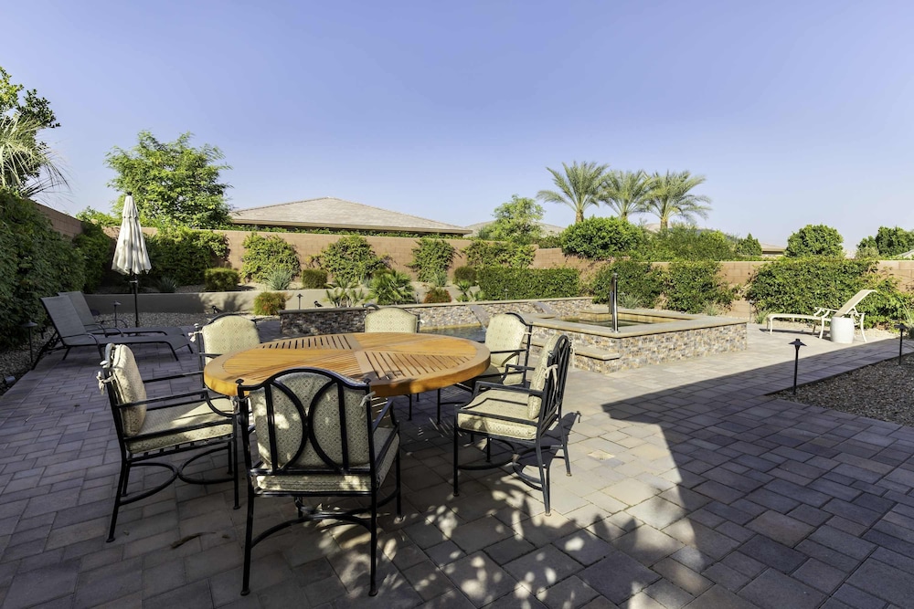 Paso Fino at the Polo Club 2 Bdrm 2 Bath w Pool