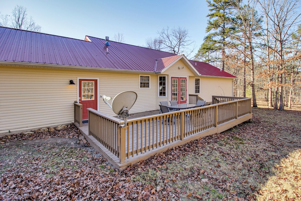 Waterfall Hikes: Secluded Mtn Retreat in Pikeville
