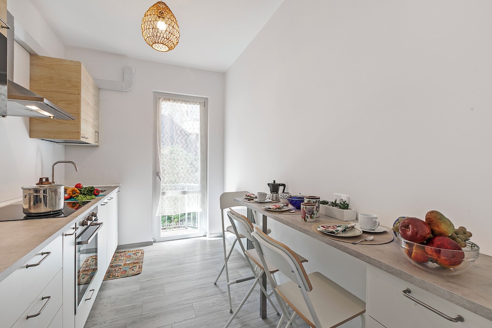 Incanto Del Lago 50 Meters From Lake