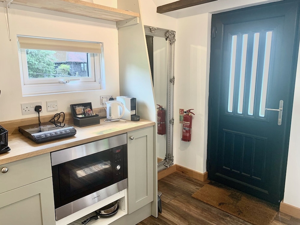 The Estate - 11 Bed - Sleeps 22 - Private Garden view 3