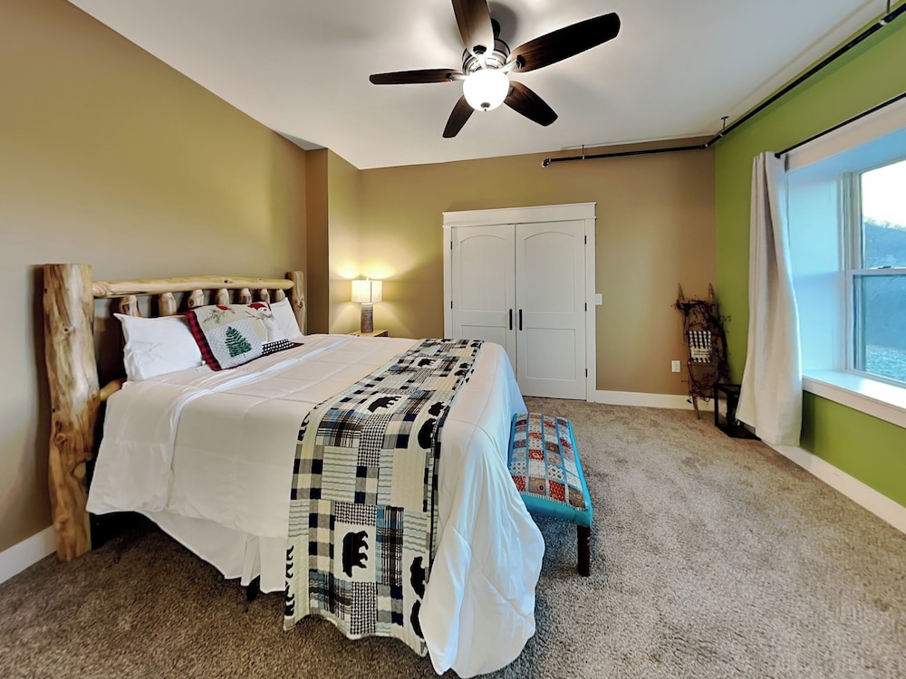 5 Solas Lodge by Jackson Mountain Rentals