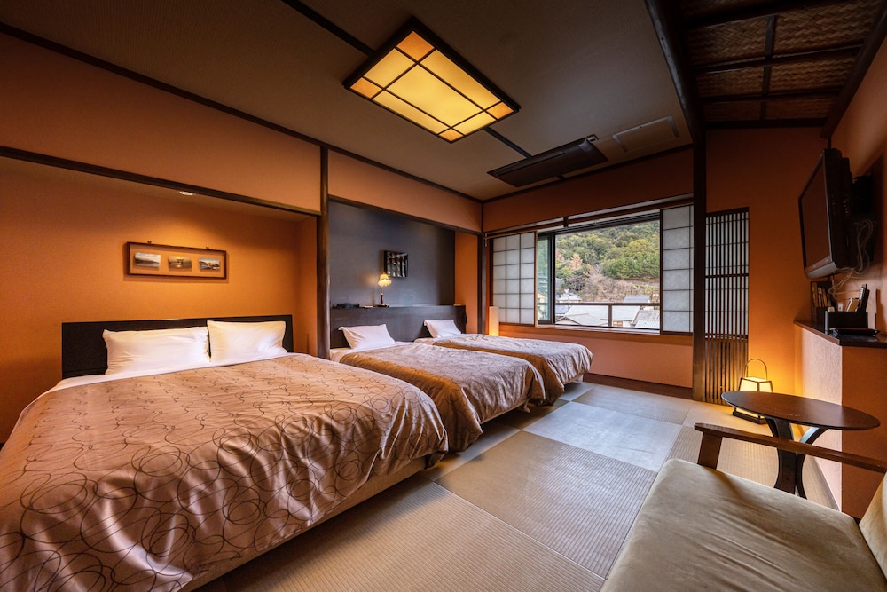 Miyajima Kinsuikan