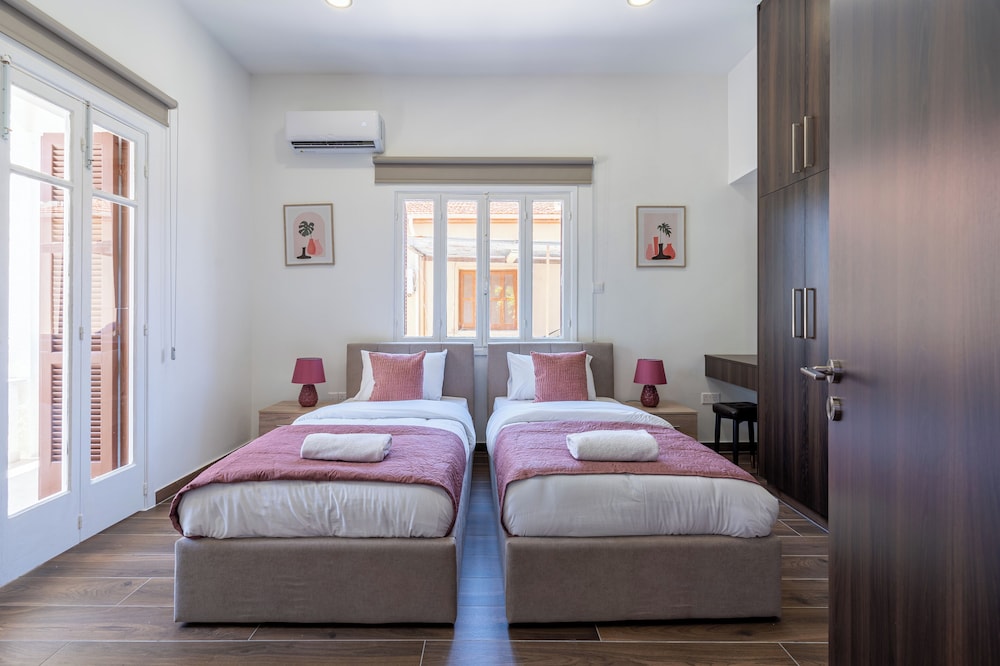 Aura 2-Bedroom Apartment in Larnaca
