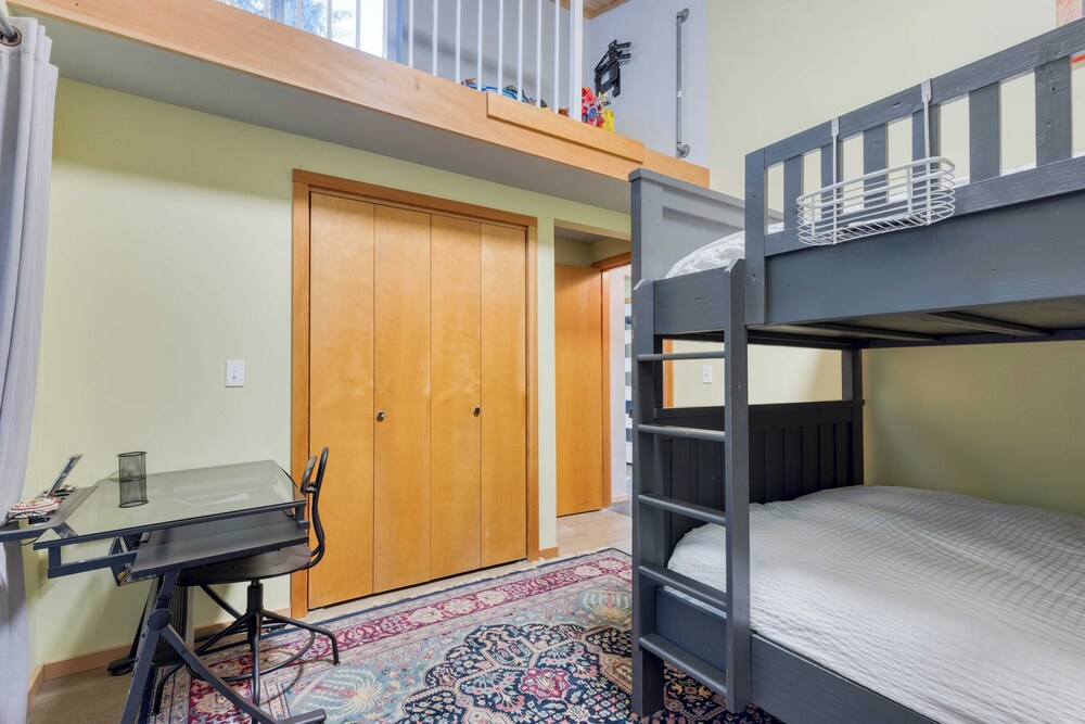Coastal Escape w/ Balcony, Firebowl & Ocean Views Near Manzanita Sunset House by Avantstay