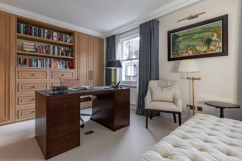 Brunswick Mews II by Onefinestay